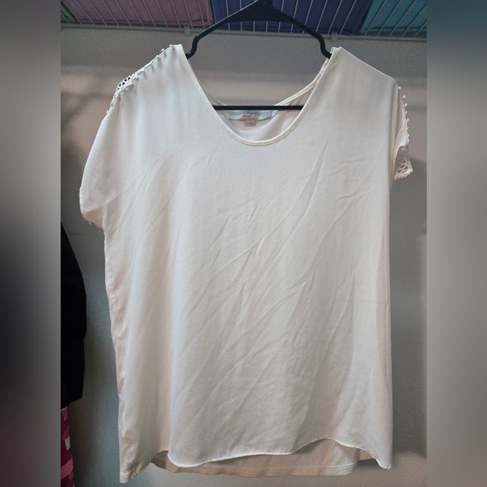 LOFT White Asymmetrical Short Sleeve T-Shirt